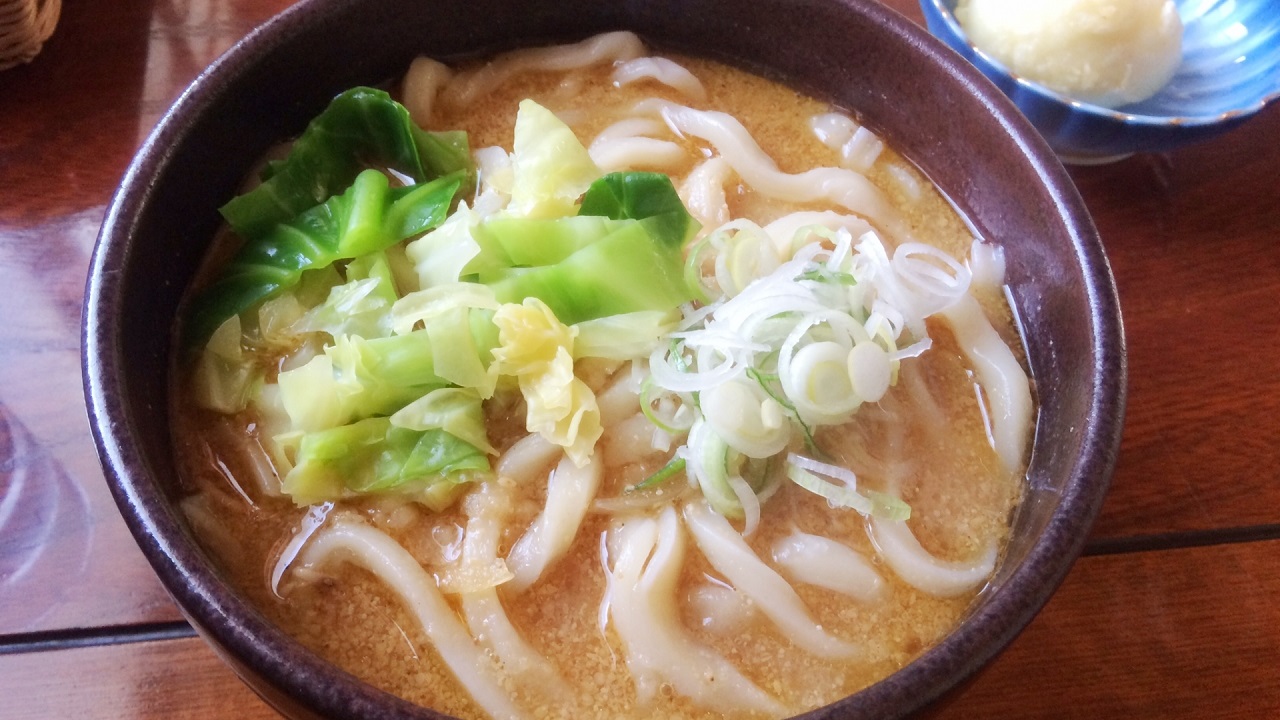 山梨県の名物グルメ～吉田のうどん