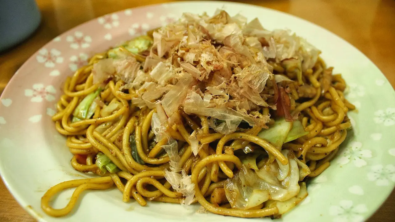 岡山県で人気のおすすめ名物グルメ～蒜山高原のB級グルメ ひるぜん焼きそば