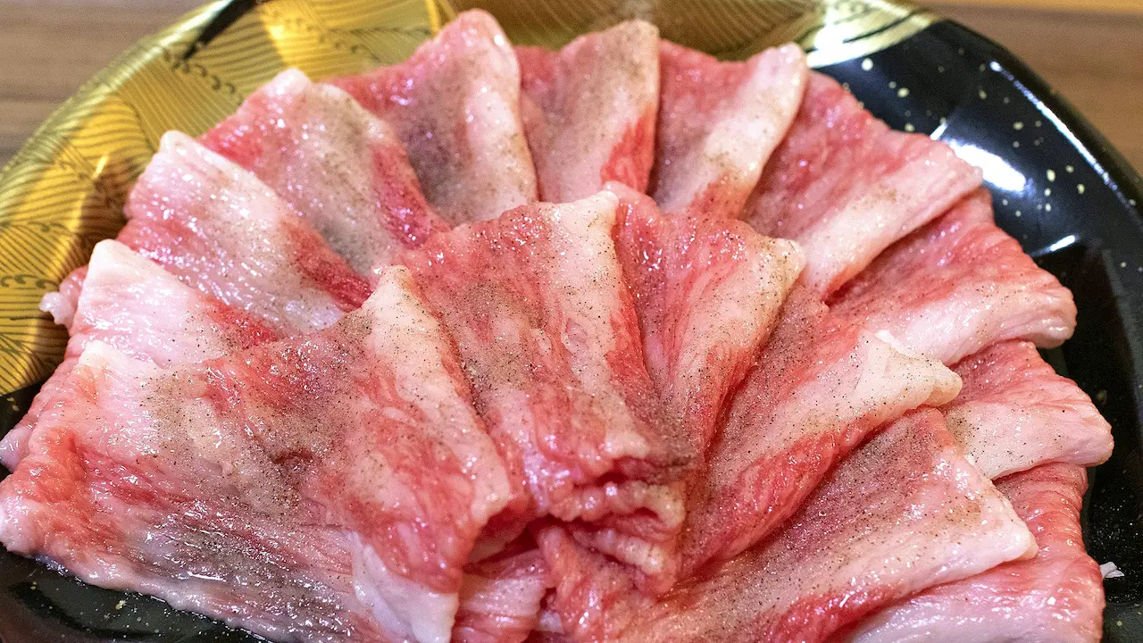 広島県で人気のおすすめ名物グルメ～ジューシーなコウネが超定番の焼き肉